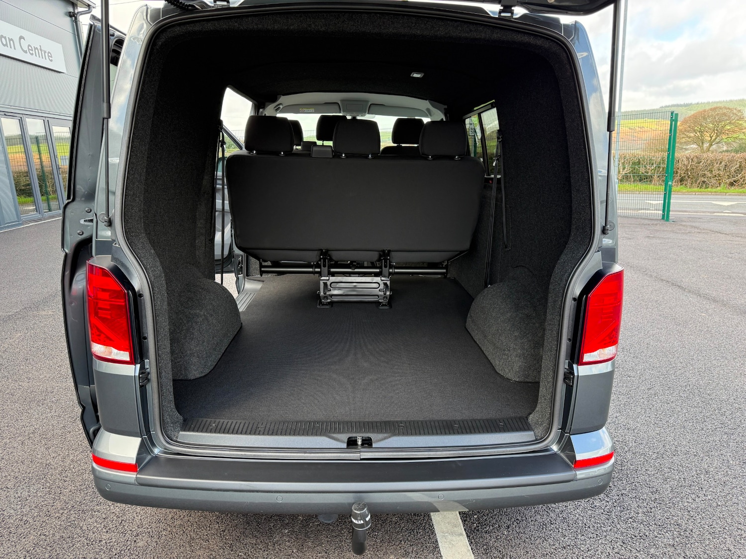 Used Volkswagen Transporter 2022 for sale - 78071079: Photo 18