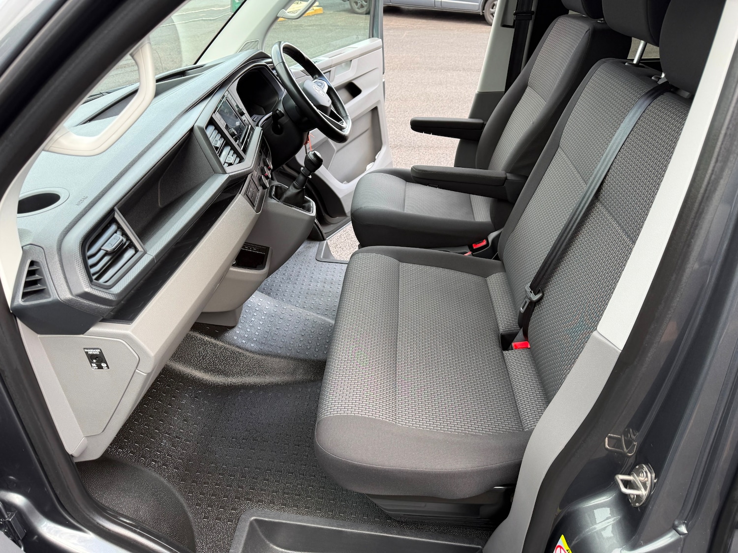 Used Volkswagen Transporter 2022 for sale - 78071079: Photo 23