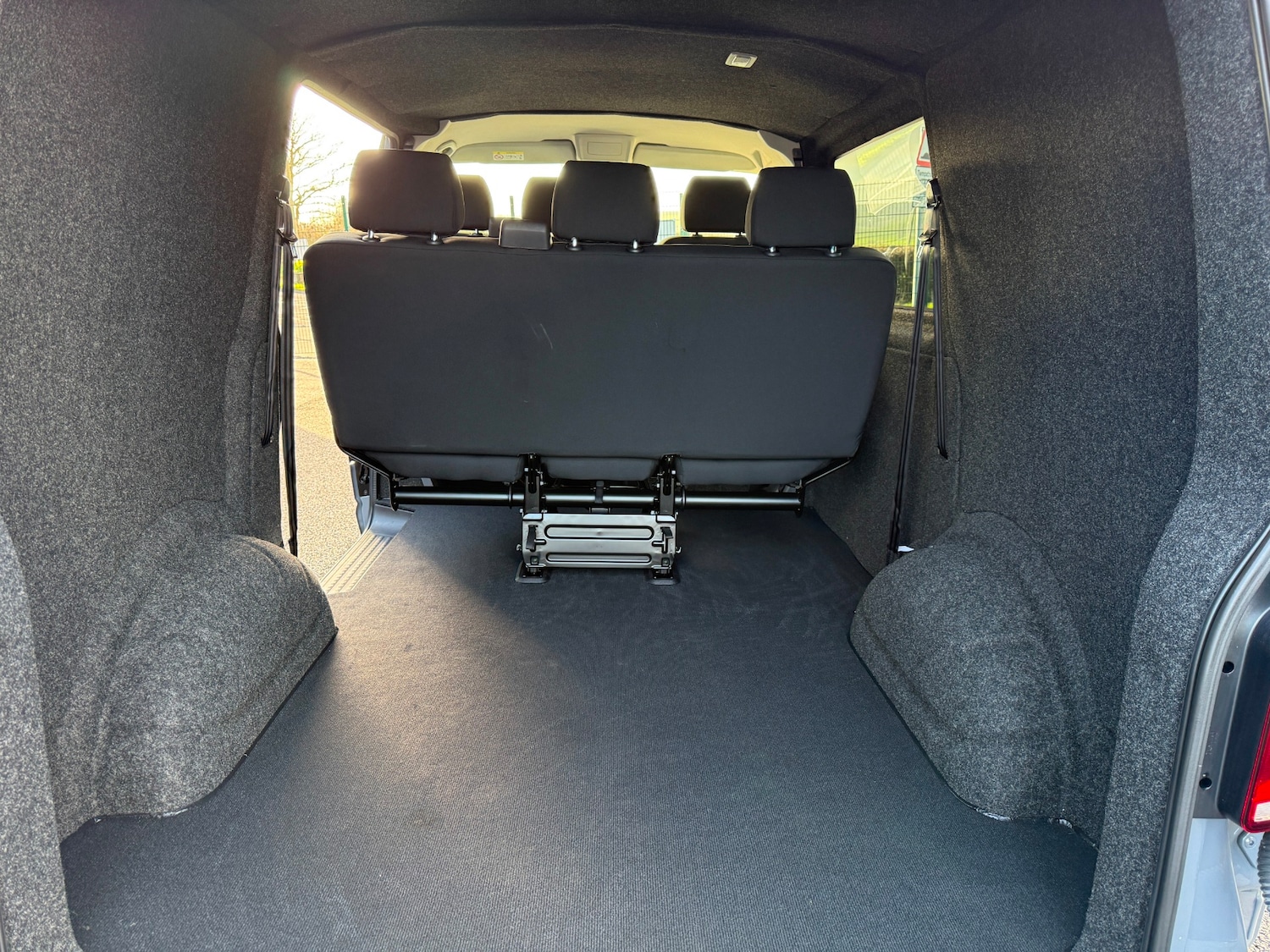 Used Volkswagen Transporter 2020 for sale - 77938618: Photo 3