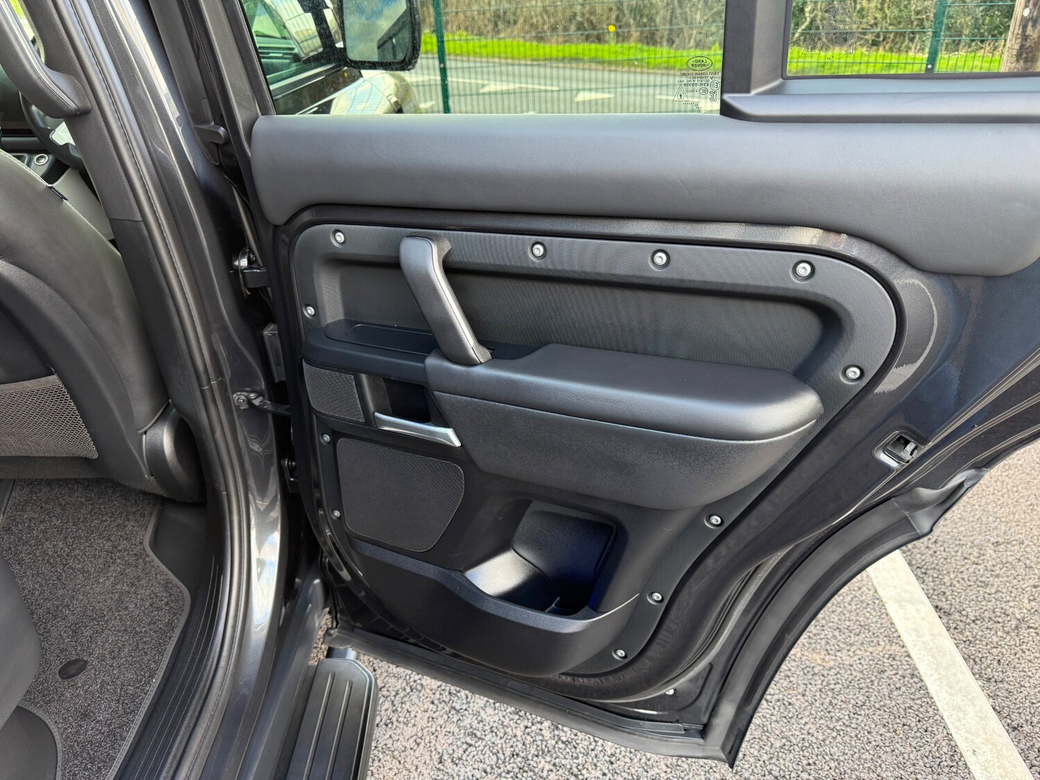 Used Land Rover Defender 2024 for sale - 77921763: Photo 22