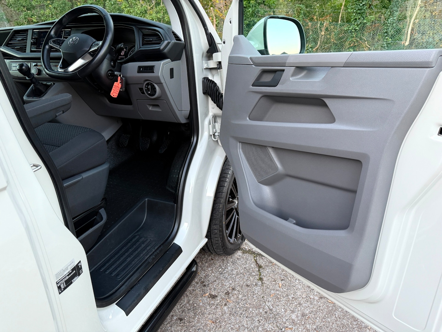 Used Volkswagen Transporter 2023 for sale - 76630462: Photo 18