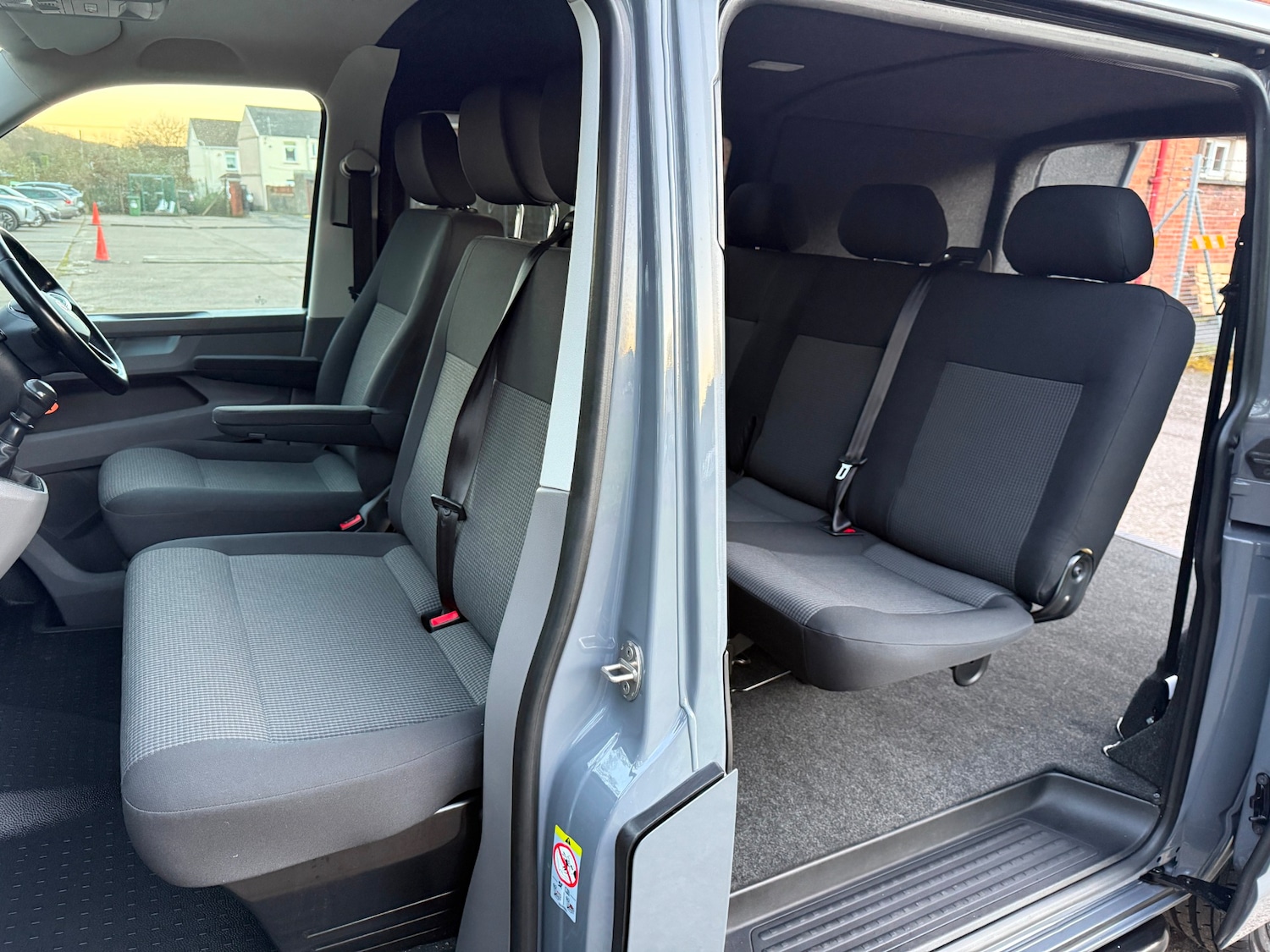 Used Volkswagen Transporter 2022 for sale - 76548125: Photo 11