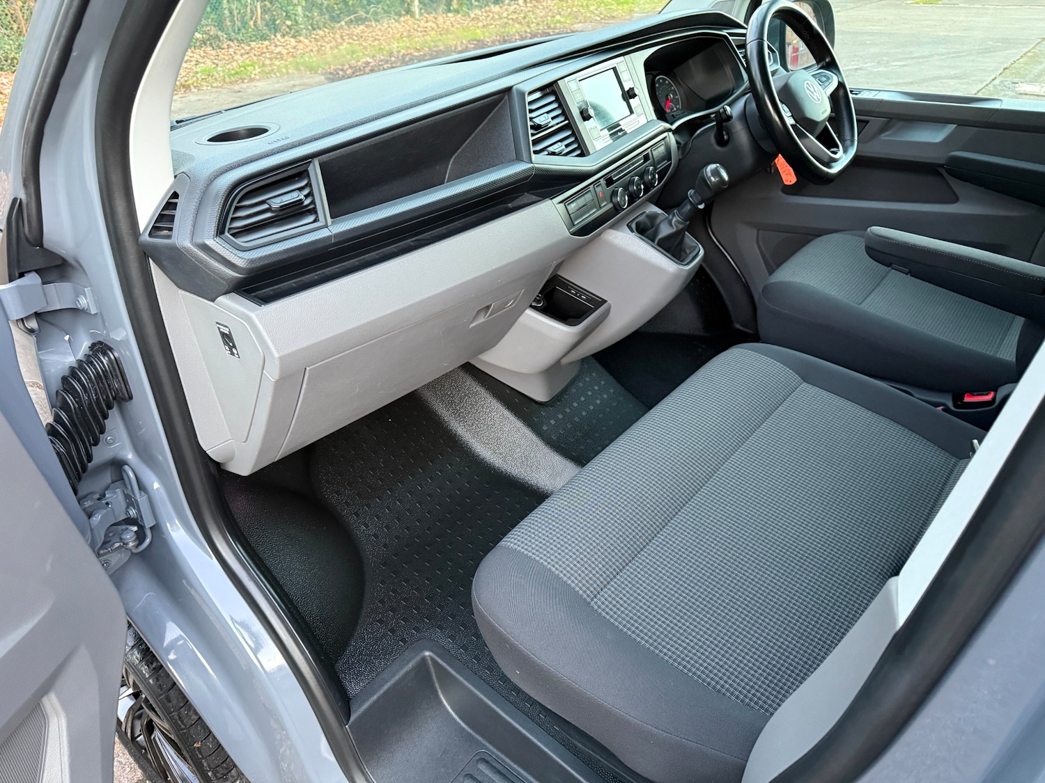 Used Volkswagen Transporter 2022 for sale - 76548125: Photo 15