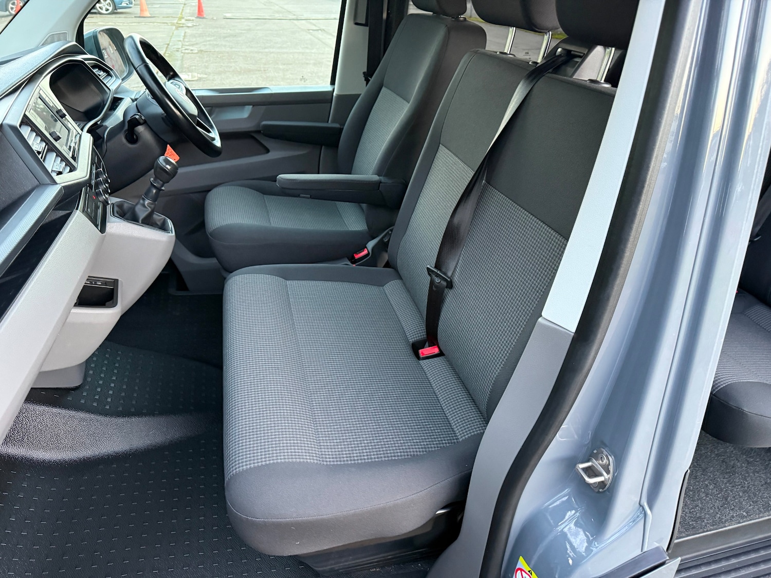 Used Volkswagen Transporter 2022 for sale - 76548125: Photo 16