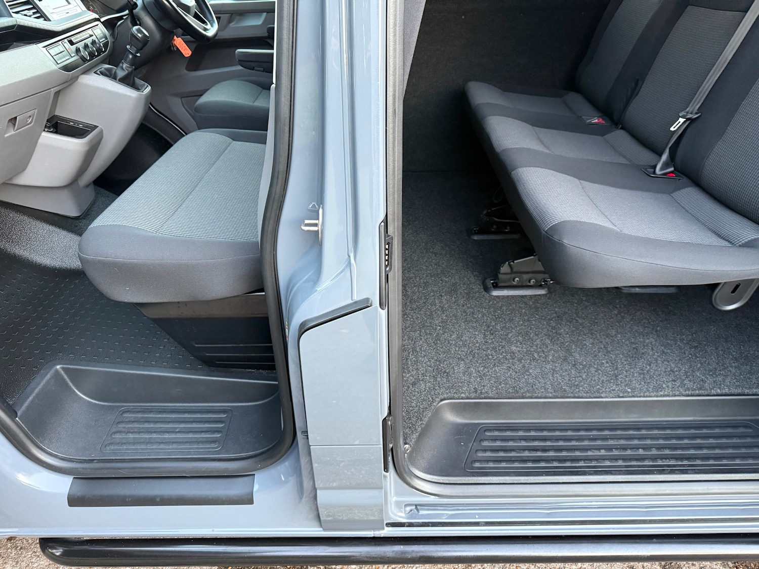 Used Volkswagen Transporter 2022 for sale - 76548125: Photo 4