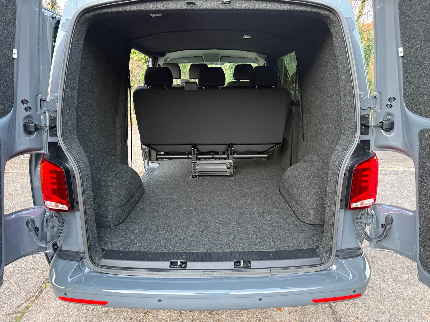 Used Volkswagen Transporter 2022 for sale - 76548125: Photo 8