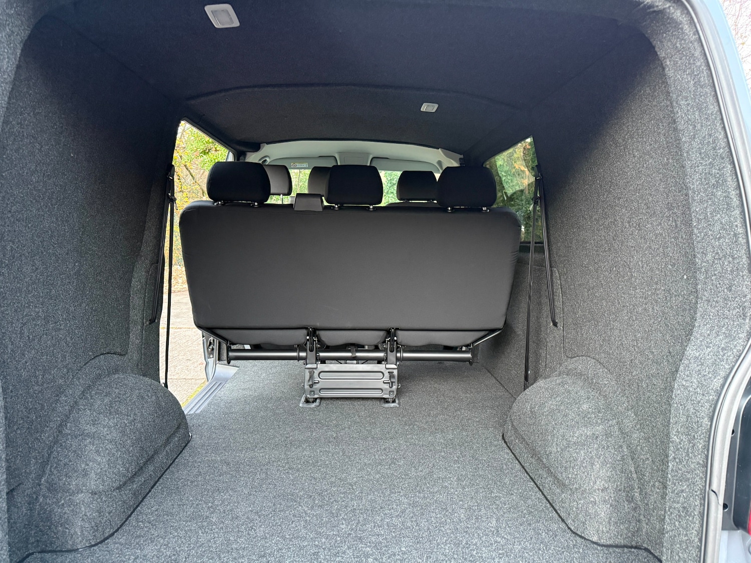 Used Volkswagen Transporter 2022 for sale - 76548125: Photo 9