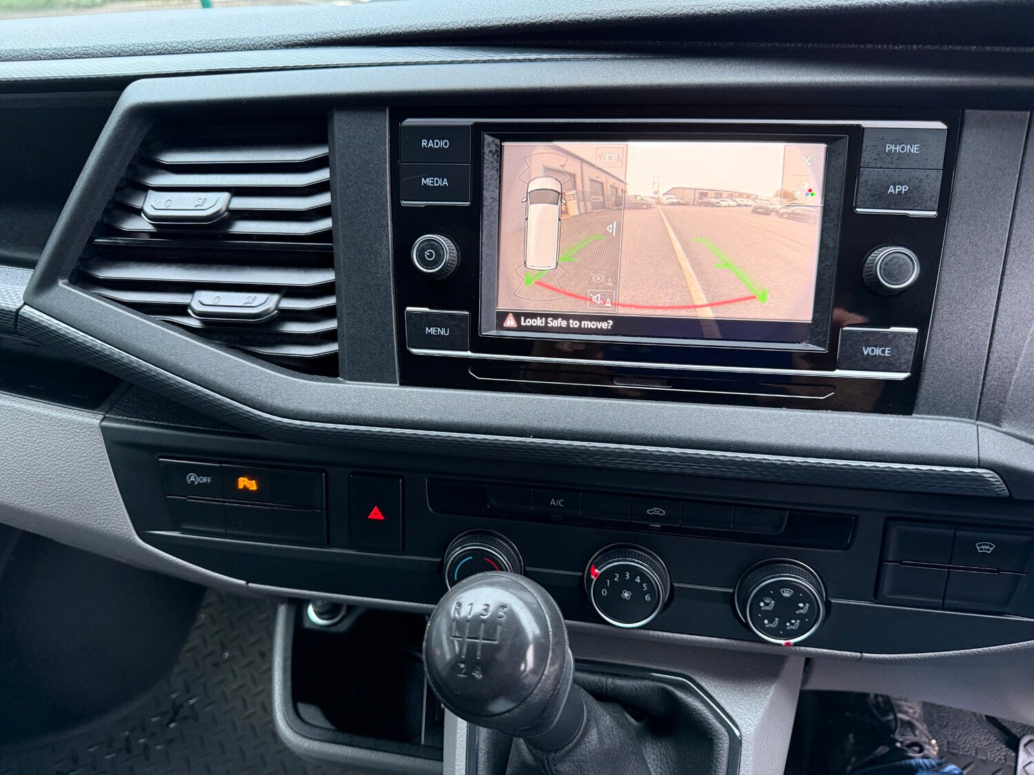 Used Volkswagen Transporter 2022 for sale - 77745123: Photo 20