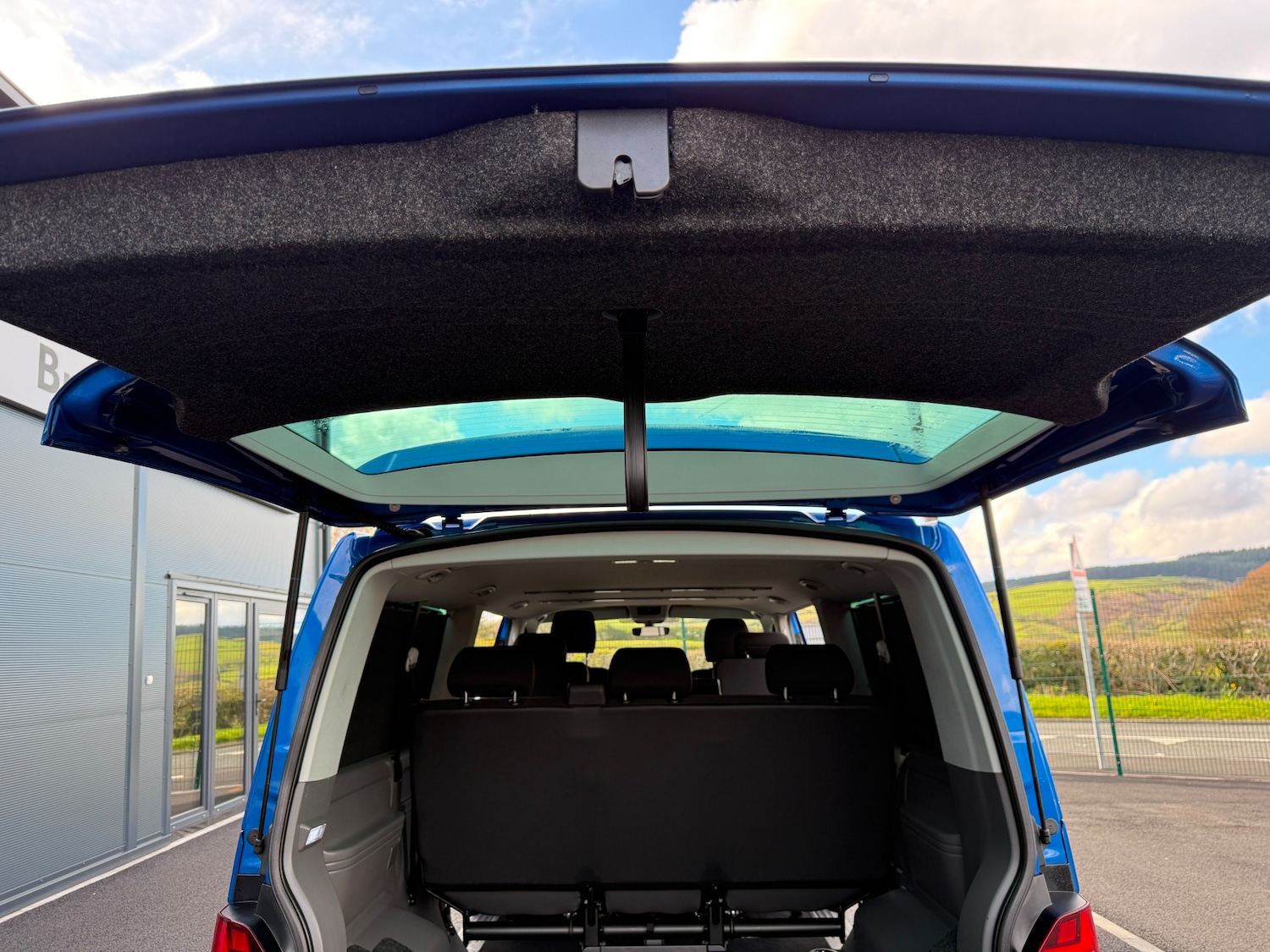 Used Volkswagen Transporter Shuttle 2020 for sale - 78202552: Photo 10