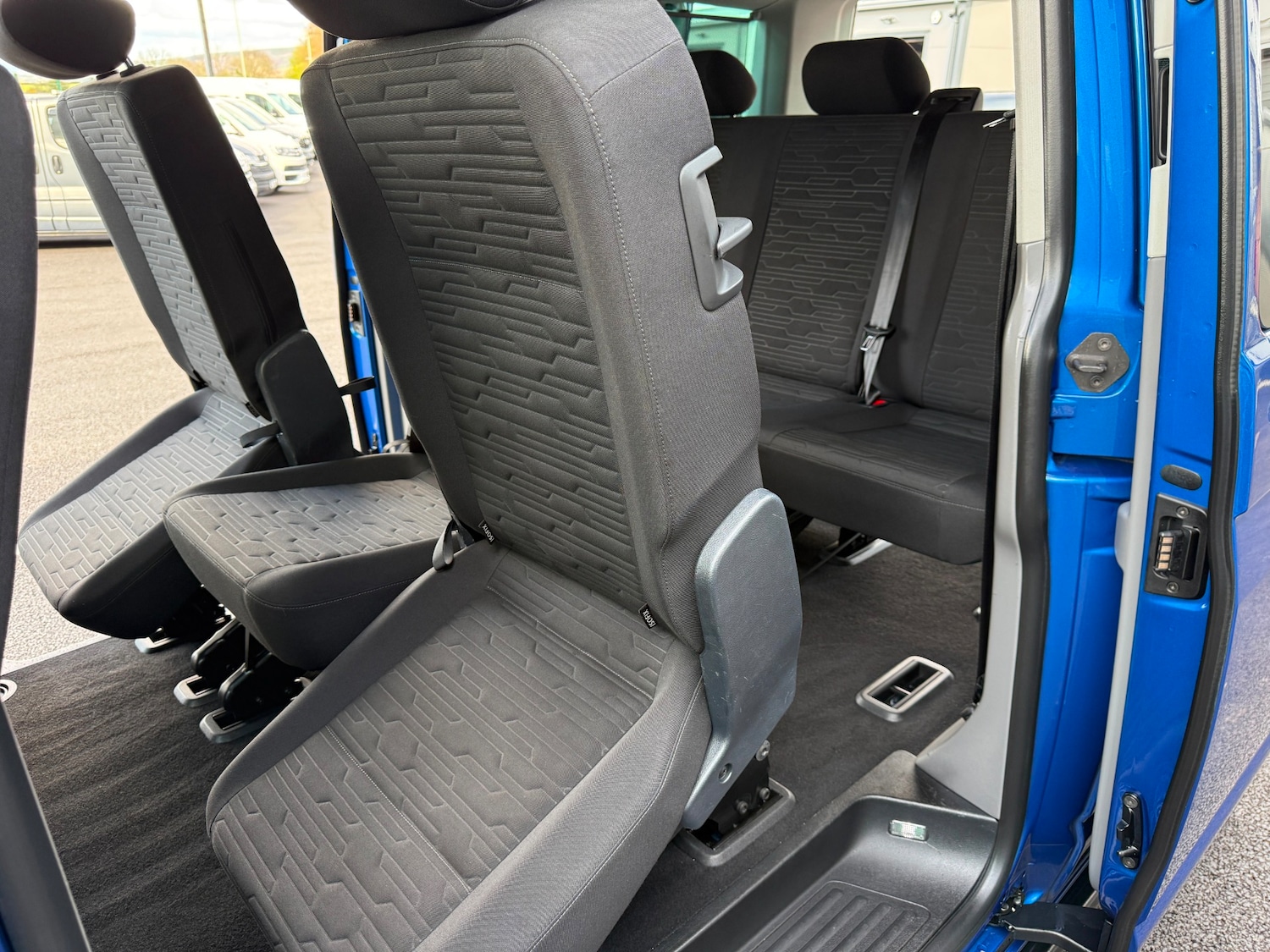 Used Volkswagen Transporter Shuttle 2020 for sale - 78202552: Photo 11