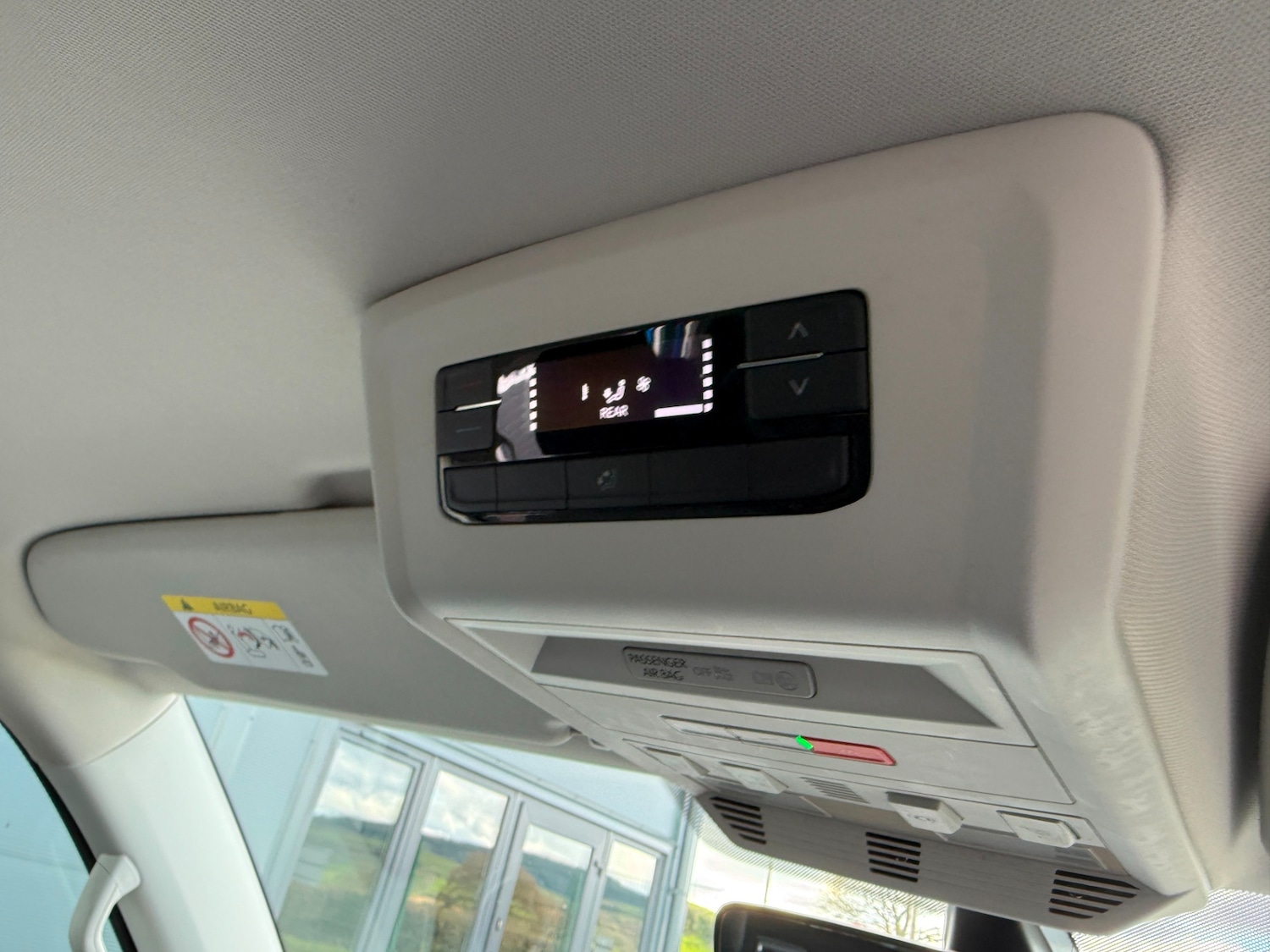 Used Volkswagen Transporter Shuttle 2020 for sale - 78202552: Photo 12