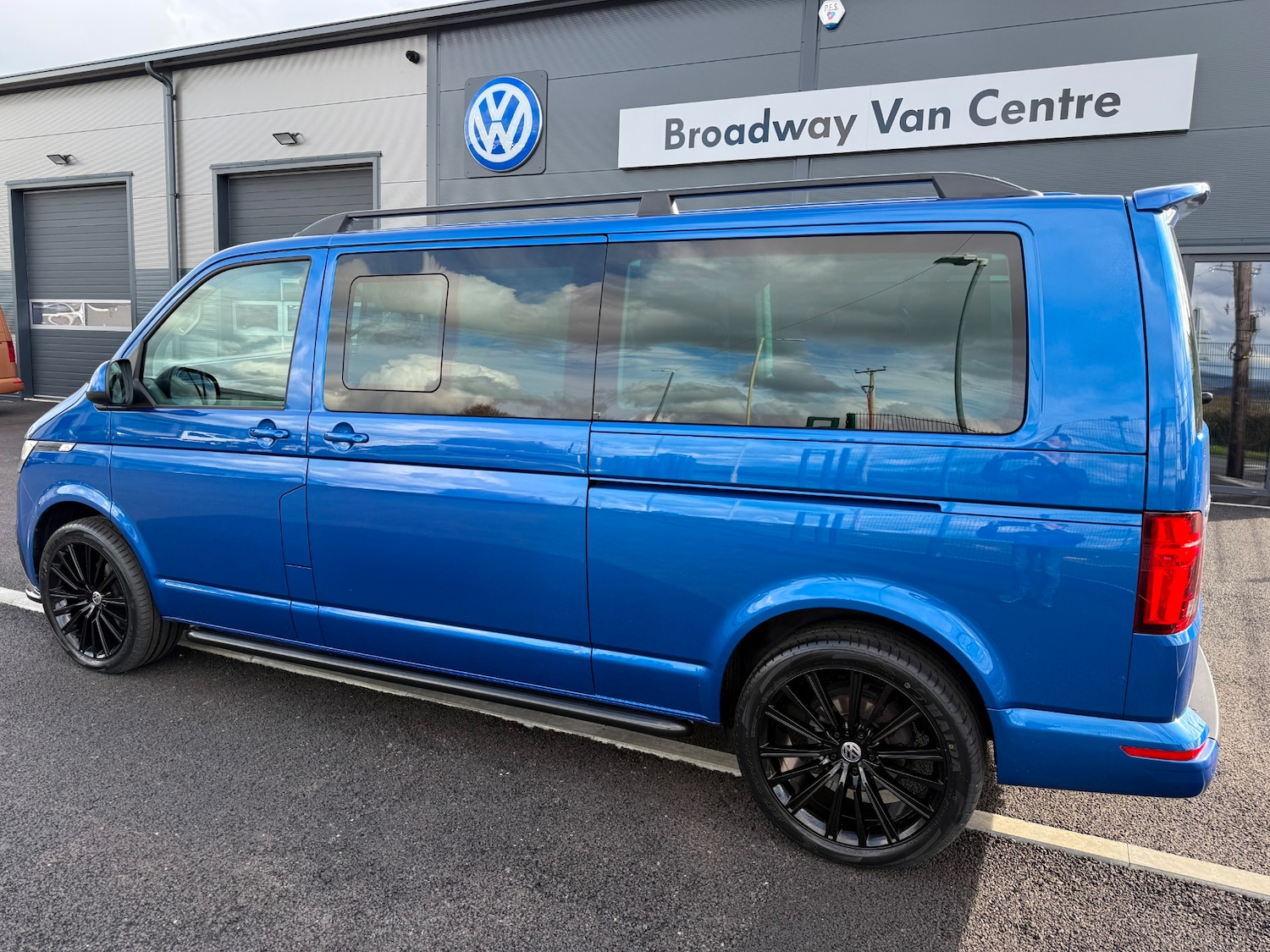 Used Volkswagen Transporter Shuttle 2020 for sale - 78202552: Photo 7
