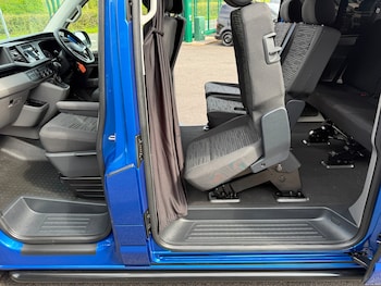Used Volkswagen Transporter Shuttle 2022 for sale - 78497813: Photo