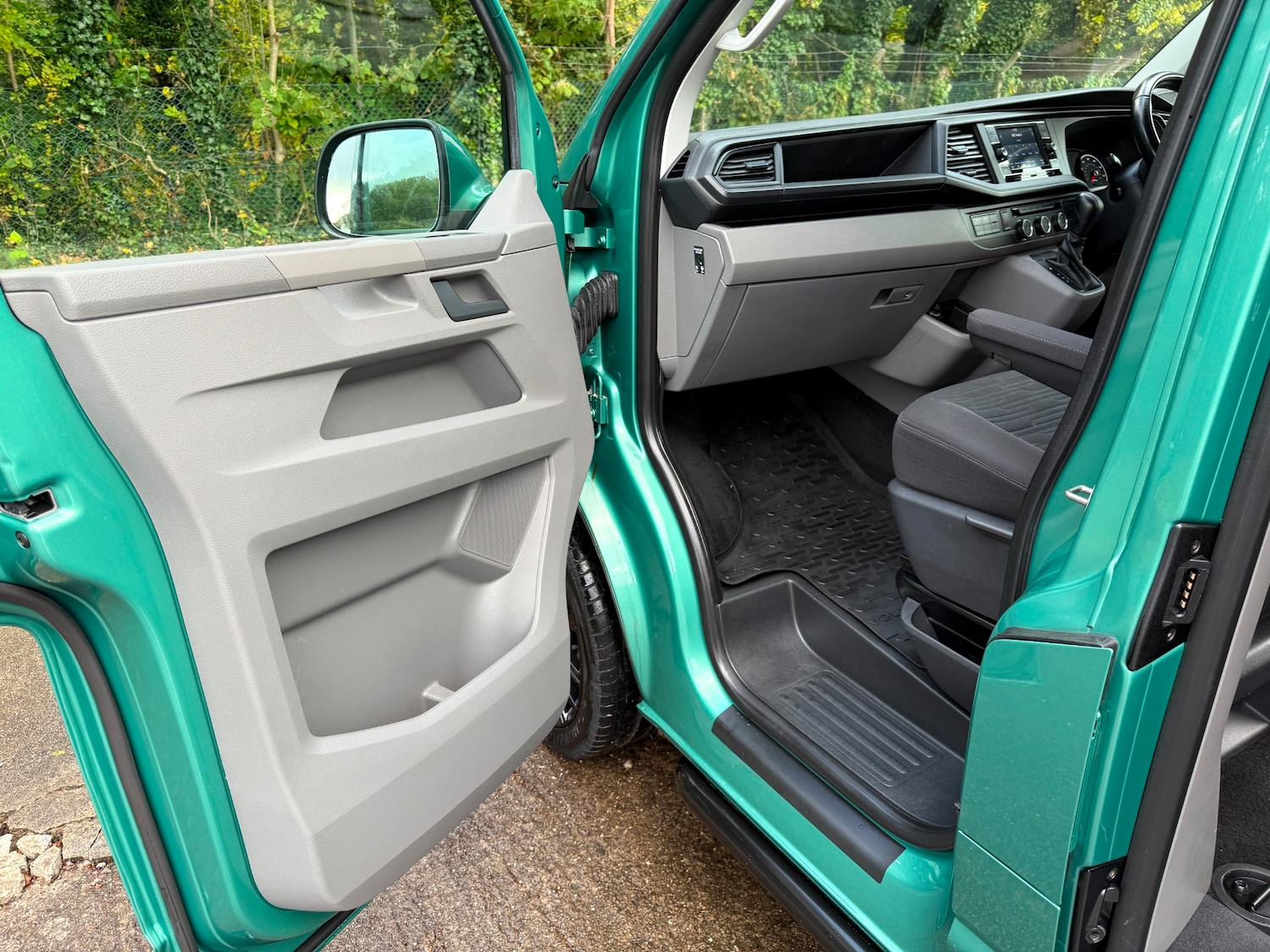 Used Volkswagen Transporter 2020 for sale - 76305858: Photo 16