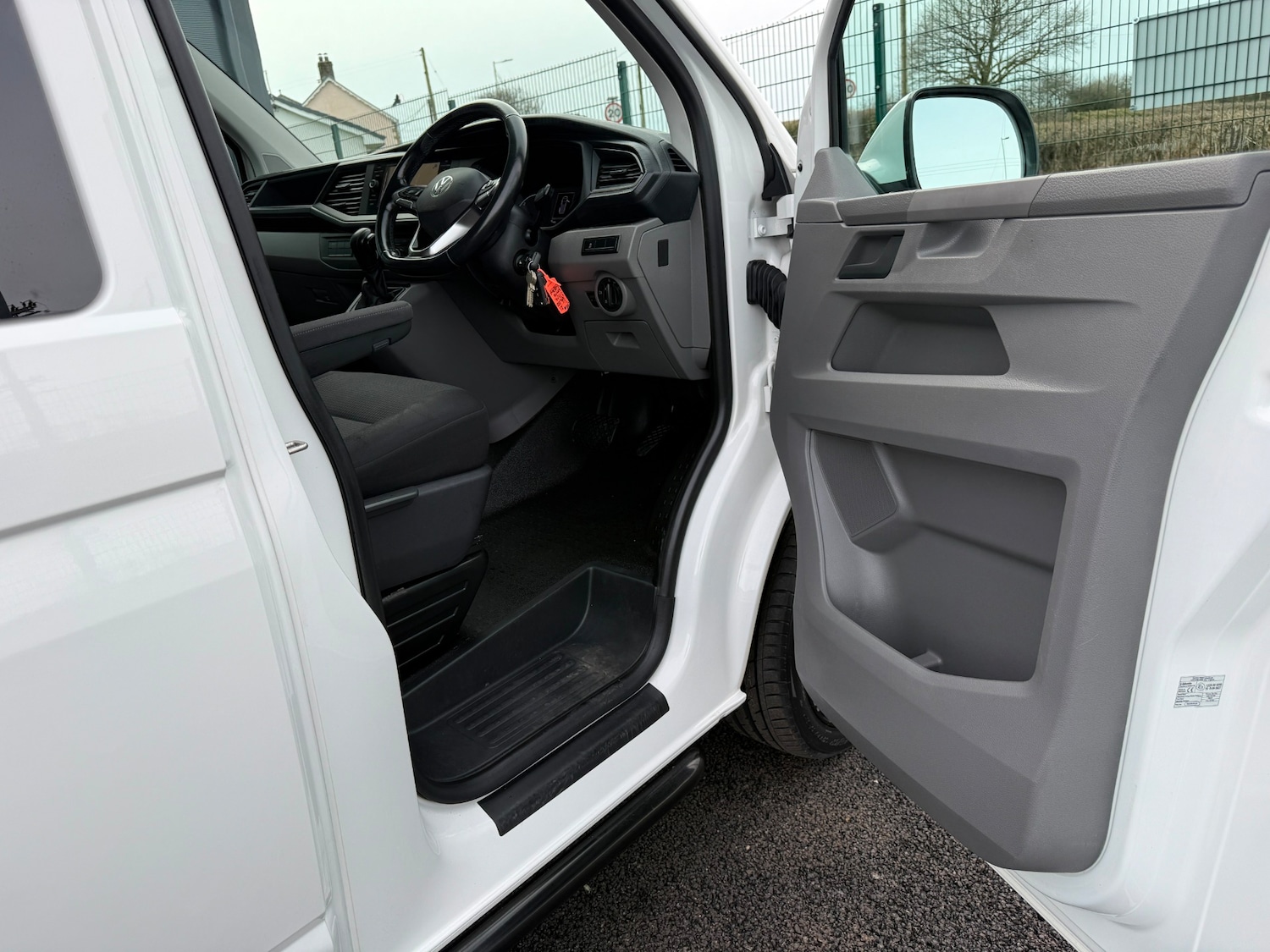 Used Volkswagen Transporter 2021 for sale - 77595827: Photo 13