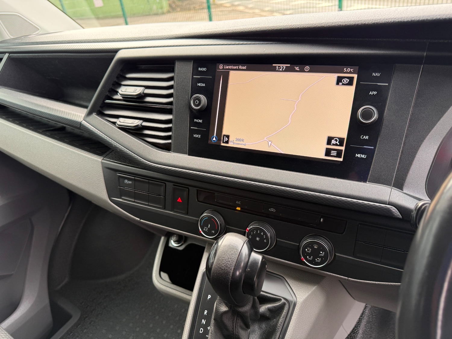 Used Volkswagen Transporter 2021 for sale - 77595827: Photo 20