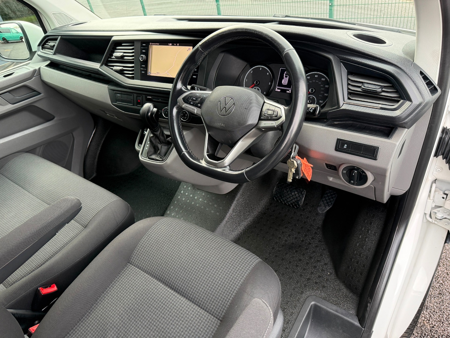 Used Volkswagen Transporter 2021 for sale - 77595827: Photo 22