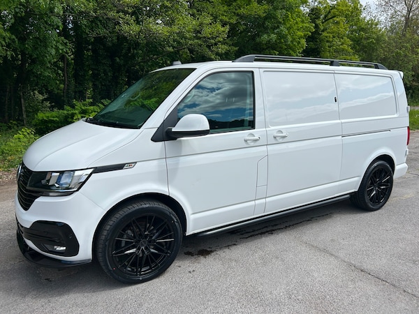 Used Volkswagen Transporter 2023 for sale - 75215279: Photo 1