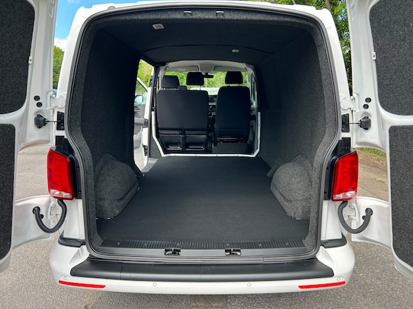 Used Volkswagen Transporter 2023 for sale - 75215279: Photo 3