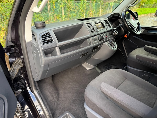 Used Volkswagen Transporter 2018 for sale - 76305860: Photo 22