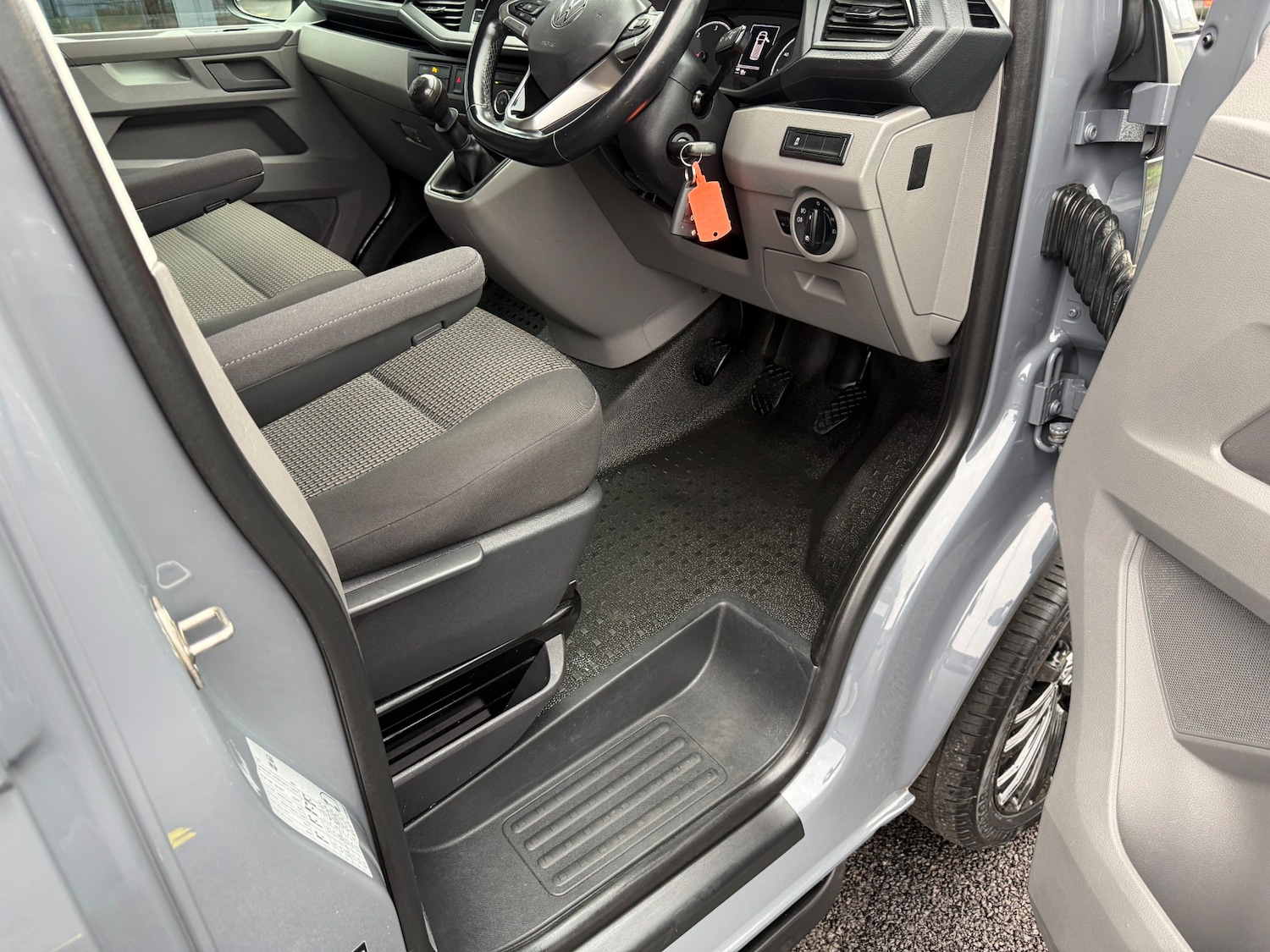 Used Volkswagen Transporter for sale - 77669432: Photo 23