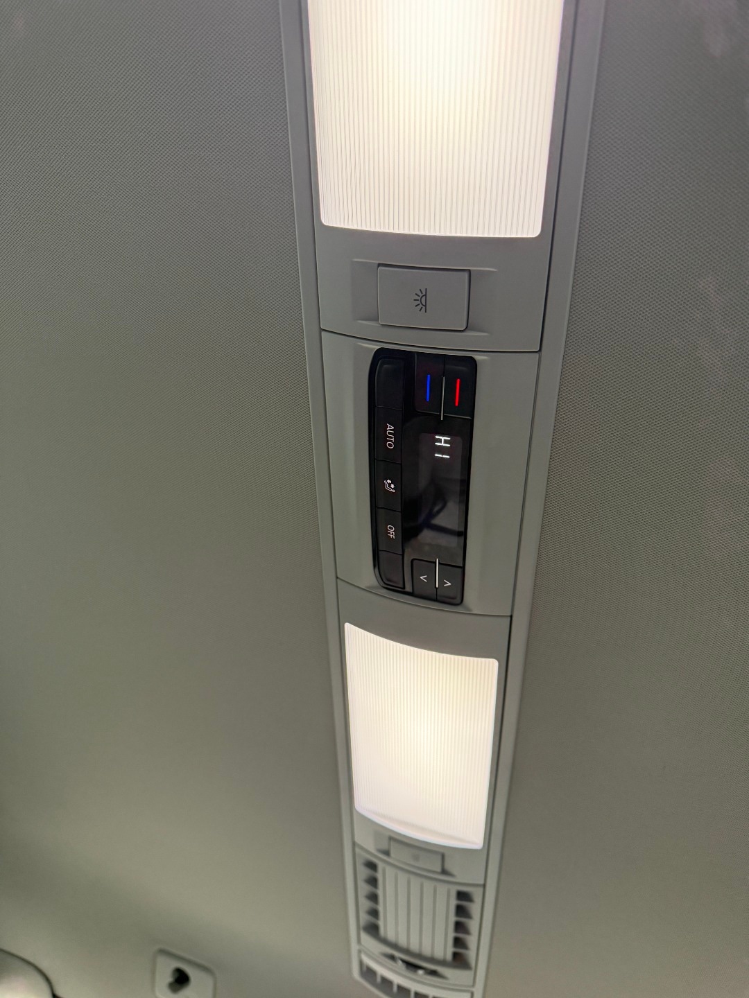 Used Volkswagen Caravelle 2020 for sale - 76982822: Photo 16