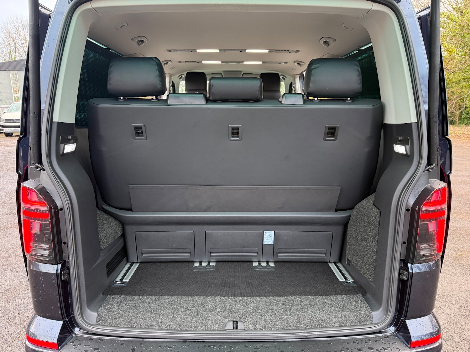 Used Volkswagen Caravelle 2020 for sale - 76982822: Photo 4