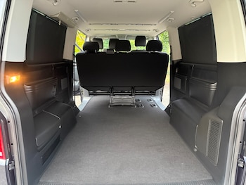 Used Volkswagen Transporter Shuttle 2019 for sale - 78618259: Photo