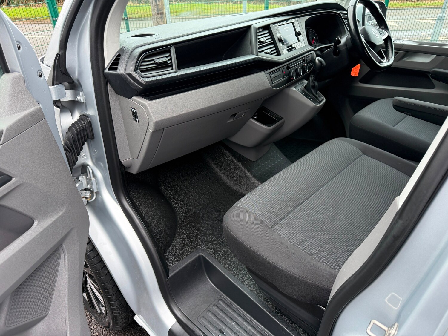 Used Volkswagen Transporter for sale - 77530554: Photo 16