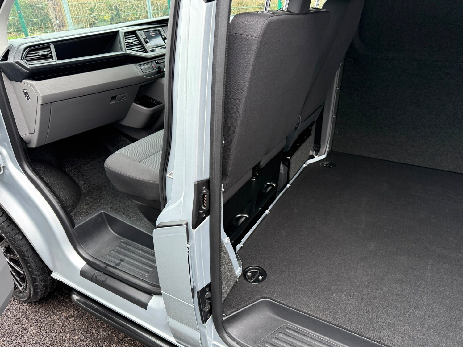 Used Volkswagen Transporter for sale - 77530554: Photo 3