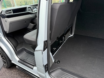 Used Volkswagen Transporter 2021 for sale - 77530554: Photo