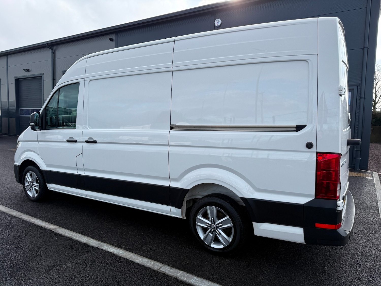 Used Volkswagen Crafter 2023 for sale - 77447757: Photo 6