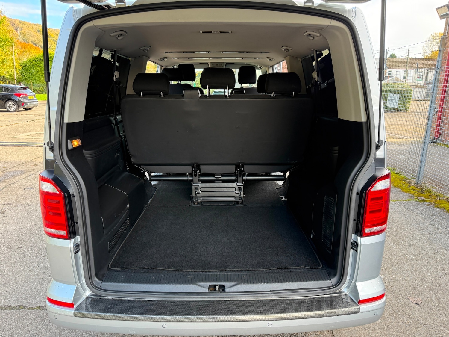 Used Volkswagen Transporter 2019 for sale - 76293446: Photo 4