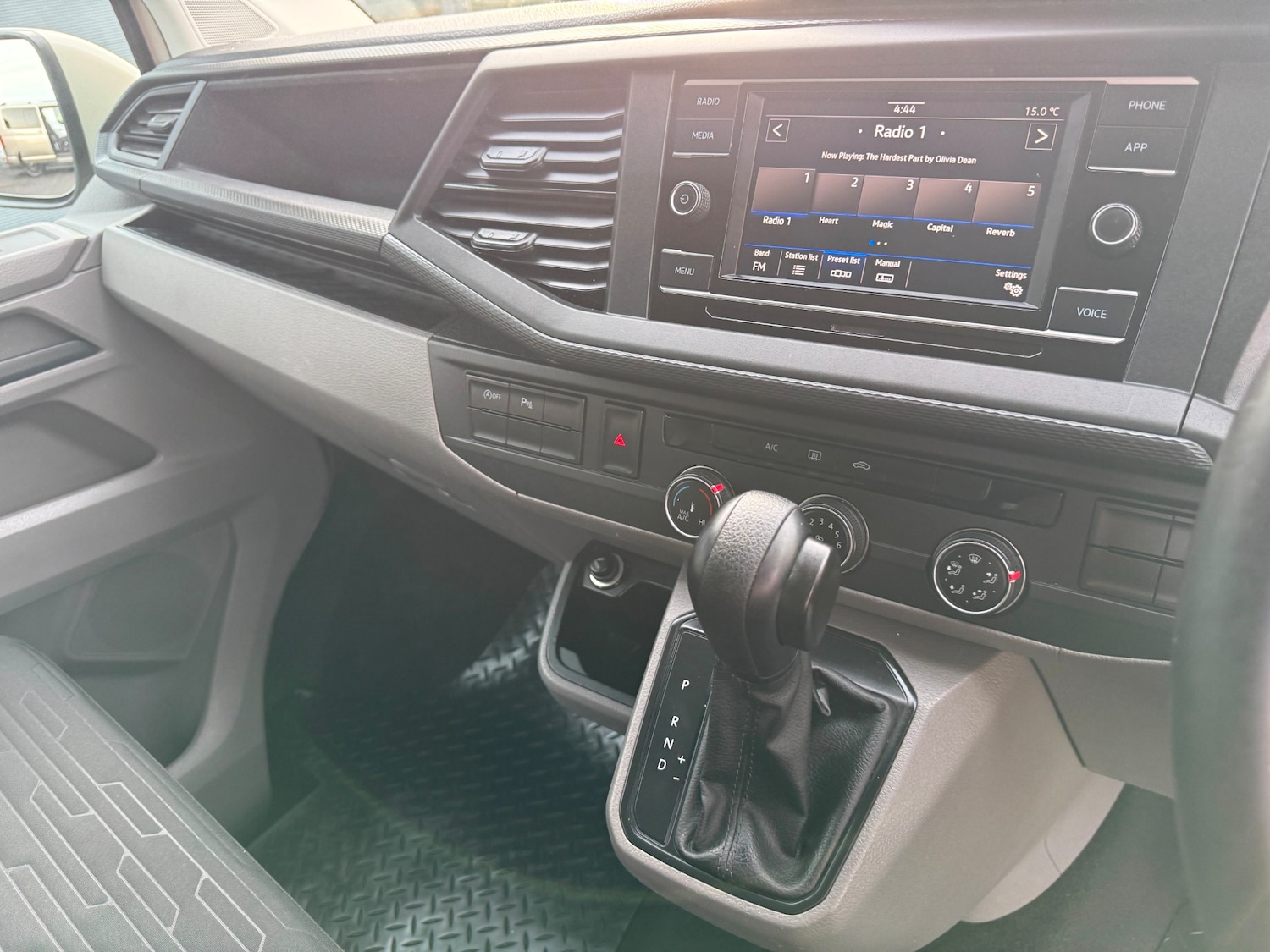 Used Volkswagen Transporter Shuttle 2020 for sale - 77969069: Photo 21