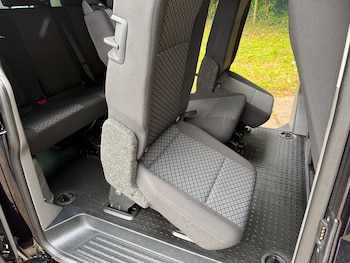Used Volkswagen Transporter Shuttle 2020 for sale - 76177570: Photo