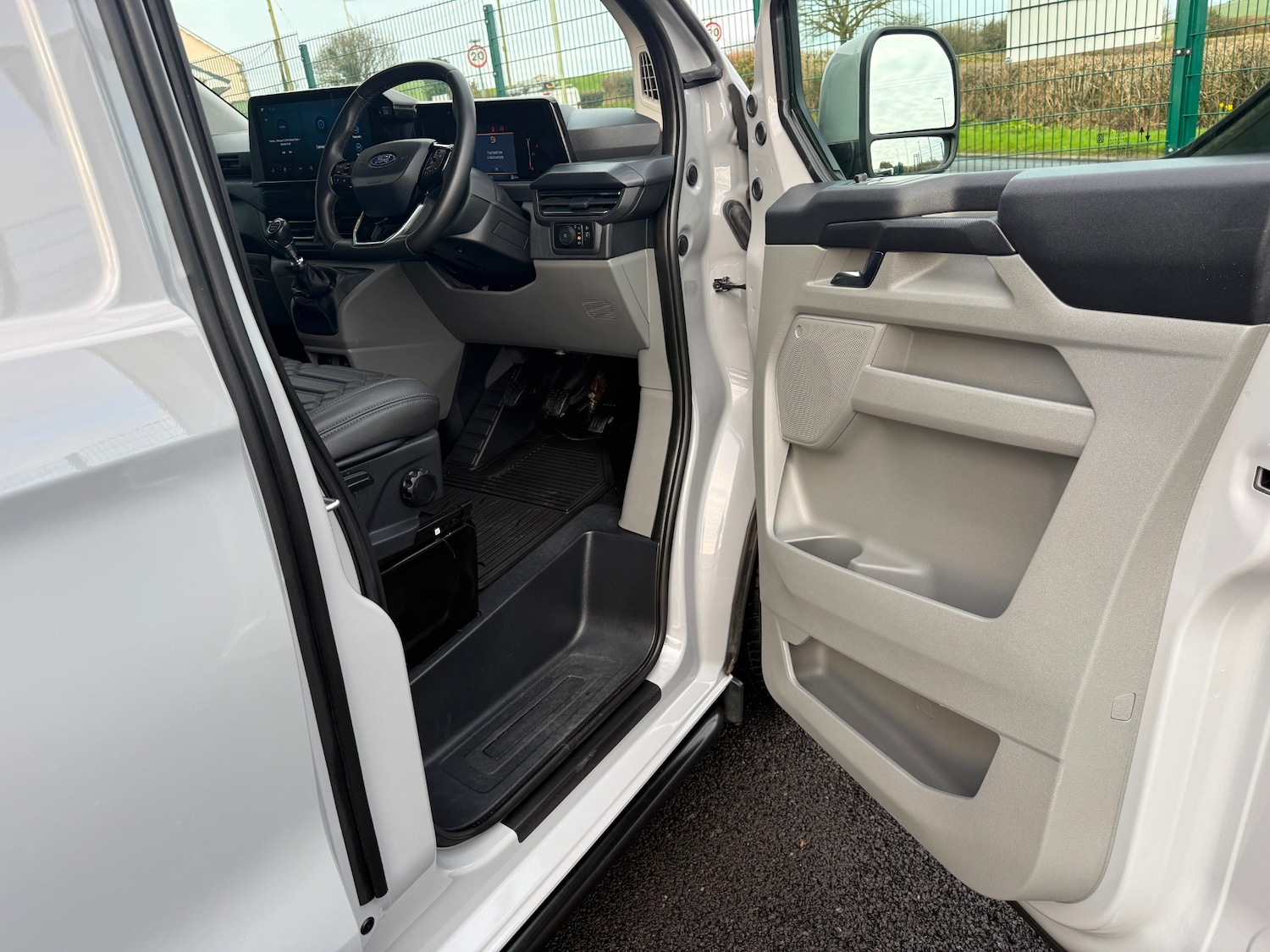 Used Ford Transit Custom 2024 for sale - 78032103: Photo 16