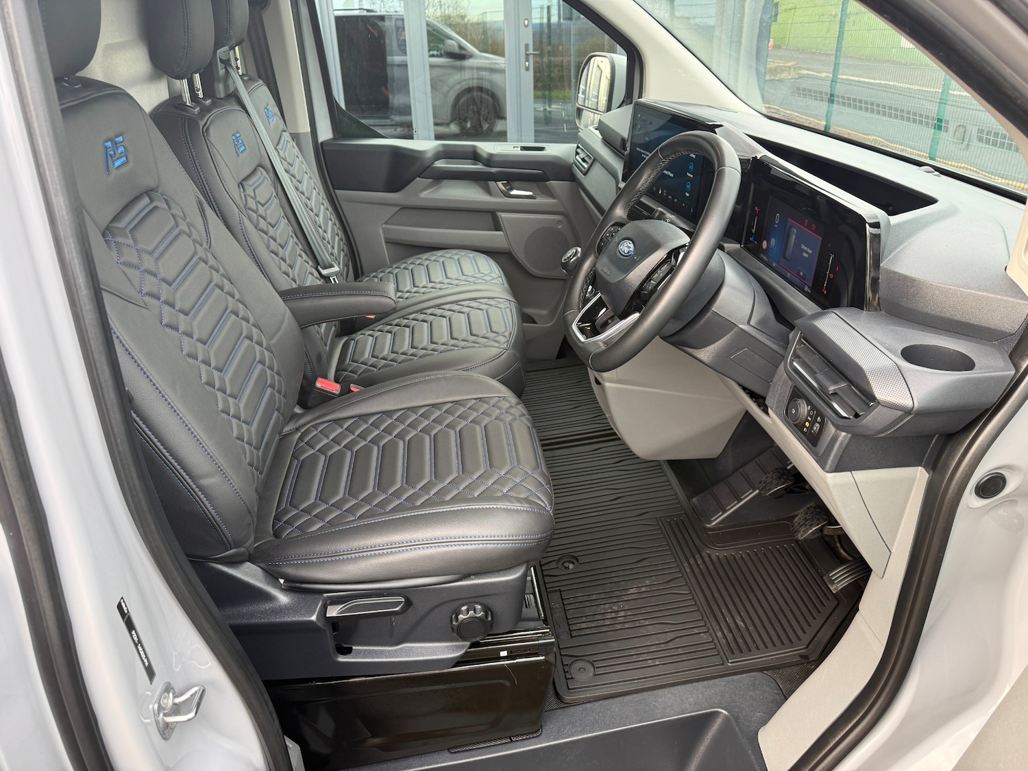 Used Ford Transit Custom 2024 for sale - 78032103: Photo 21