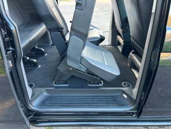 Used Volkswagen Transporter 2020 for sale - 75075779: Photo