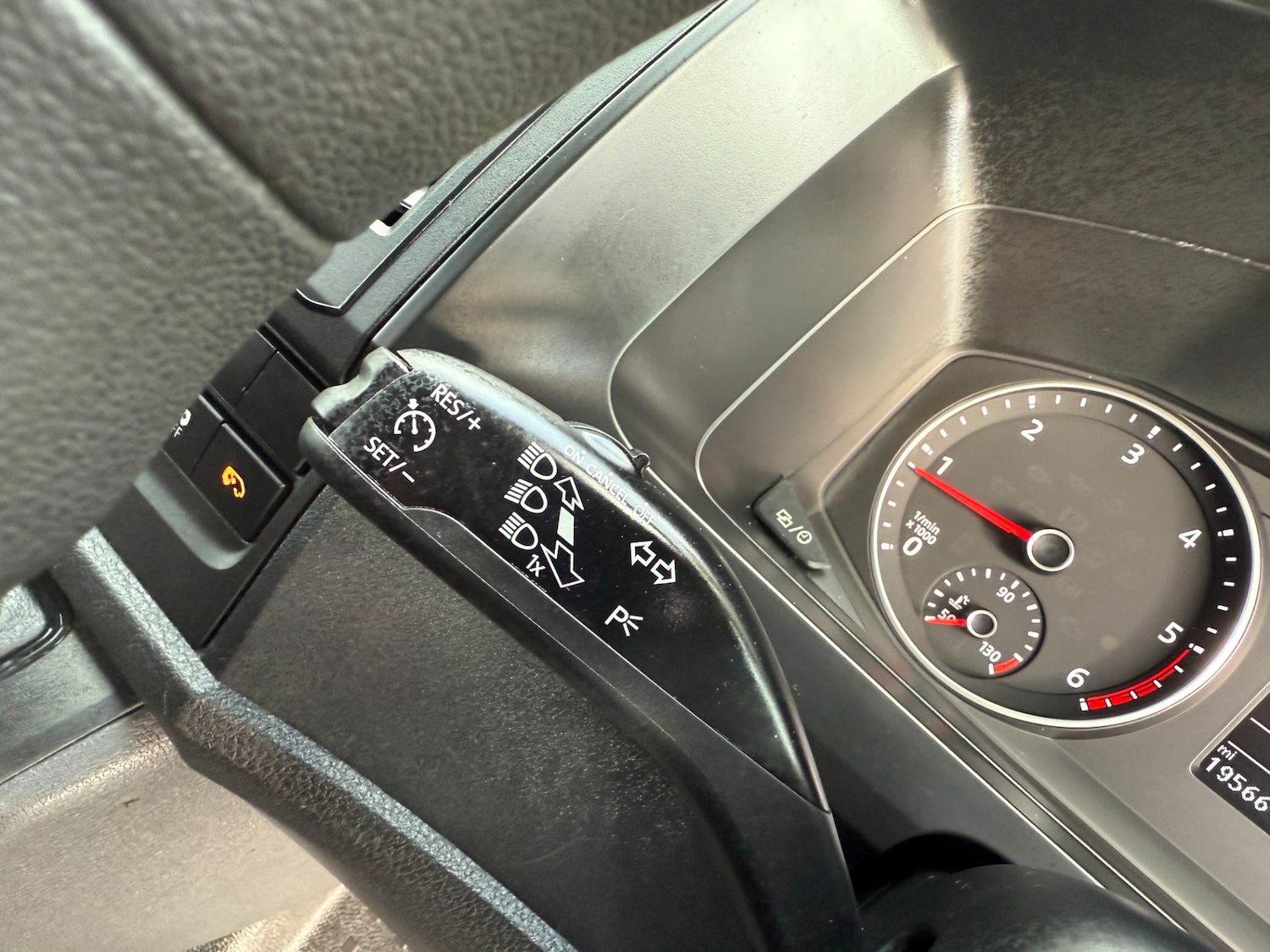 Used Volkswagen Transporter Shuttle 2019 for sale - 76365000: Photo 19