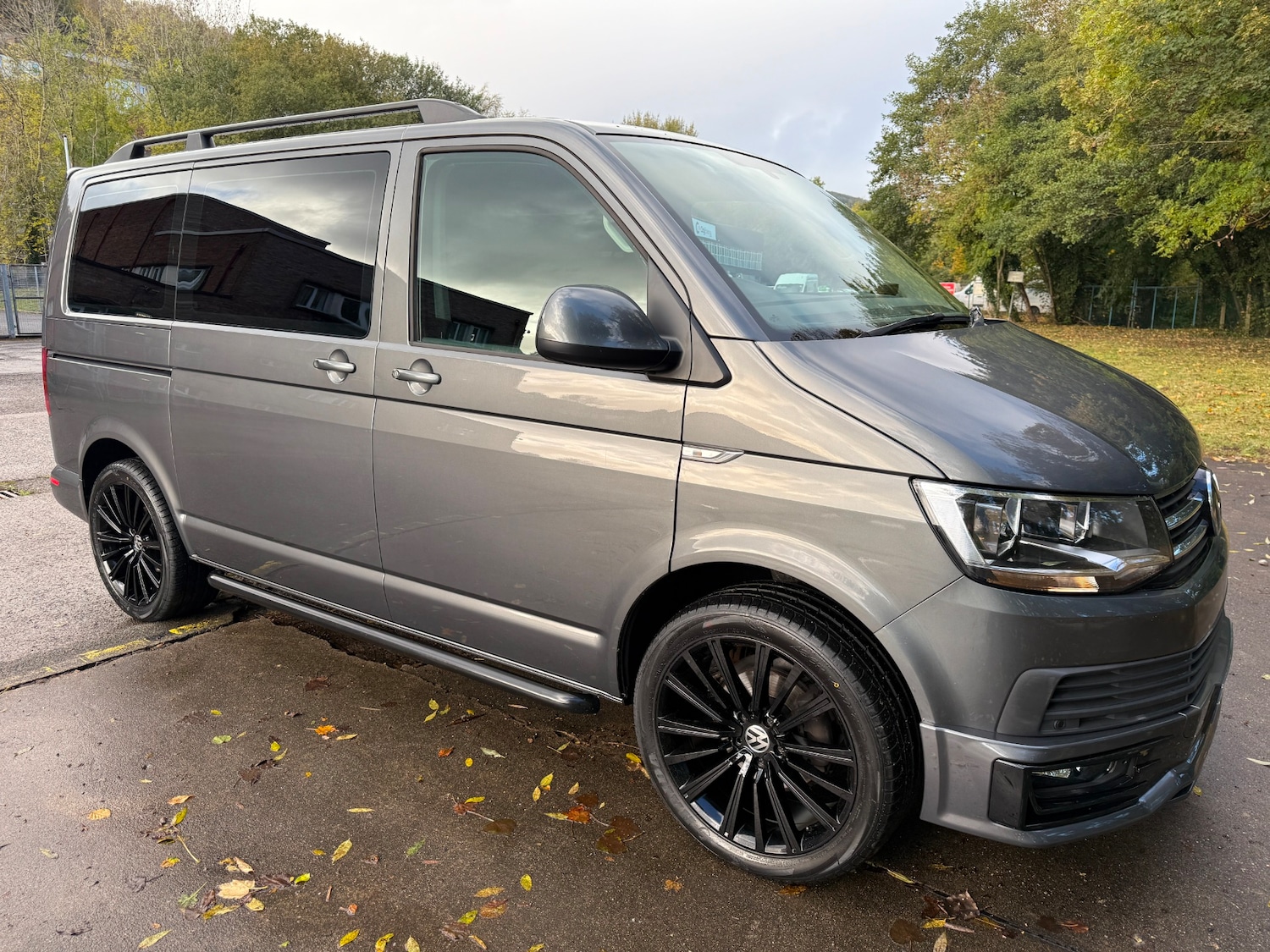 Used Volkswagen Transporter Shuttle 2019 for sale - 76365000: Photo 2