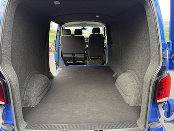 Used Volkswagen Transporter 2022 for sale - 78740135: Photo