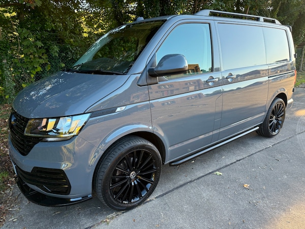 Used Volkswagen Transporter 2022 for sale - 76077564: Photo 1