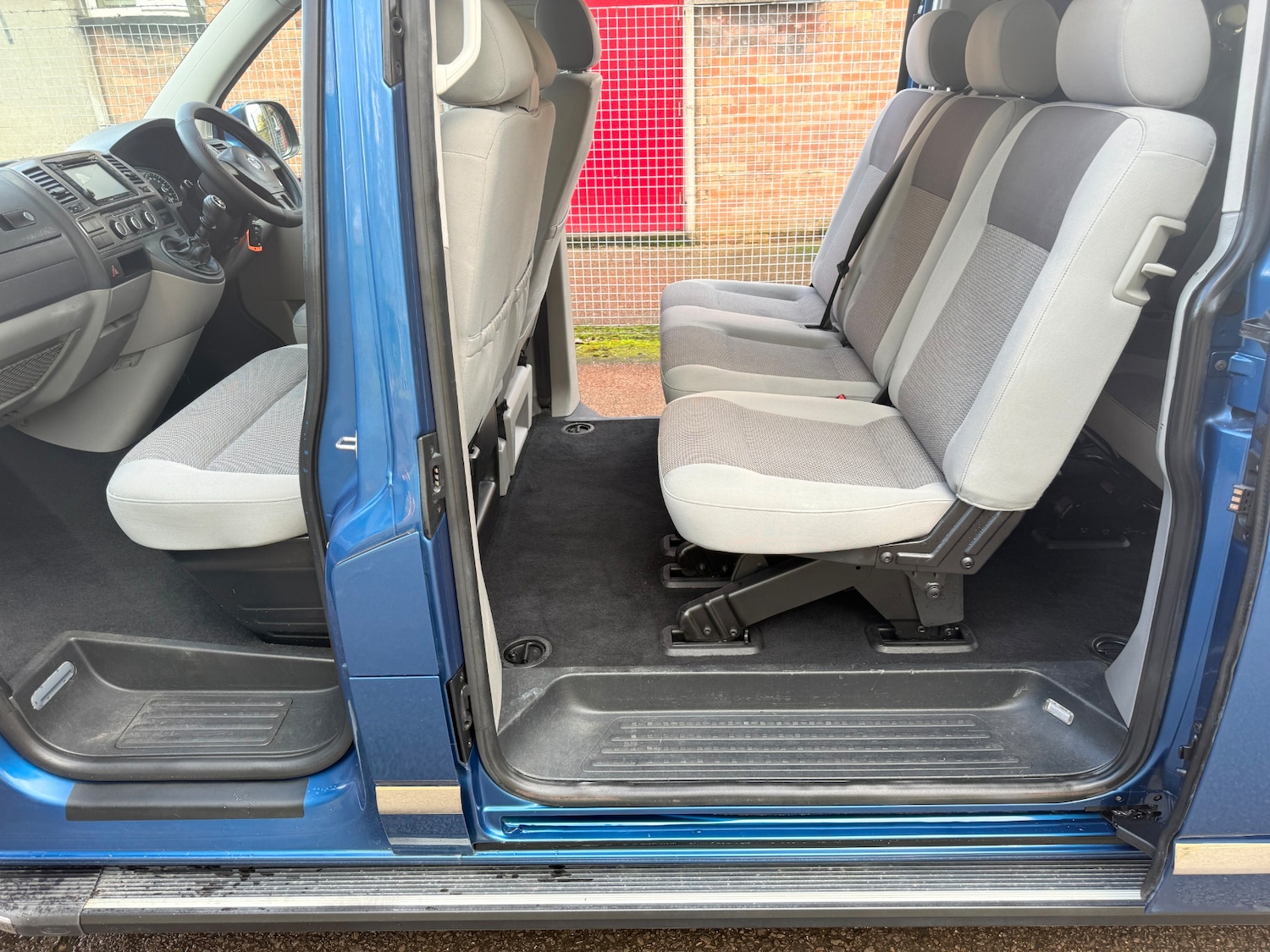 Used Volkswagen Transporter Shuttle 2012 for sale - 76446117: Photo 14