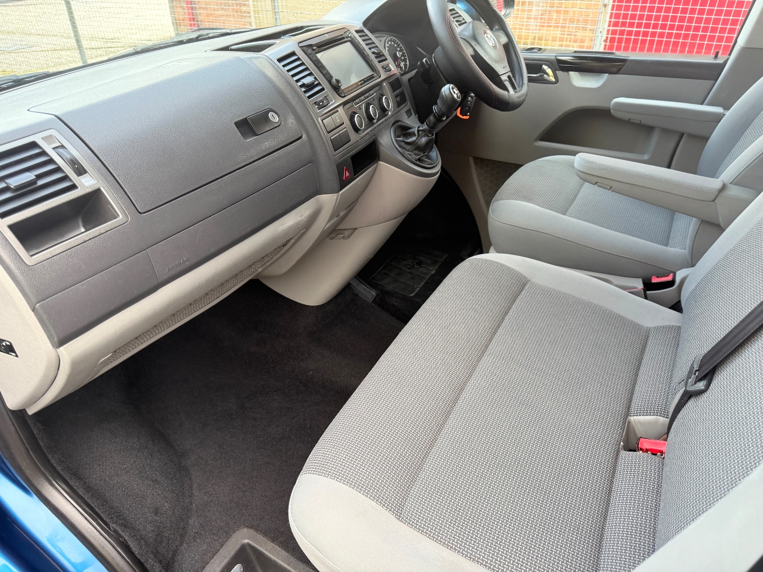 Used Volkswagen Transporter Shuttle 2012 for sale - 76446117: Photo 18