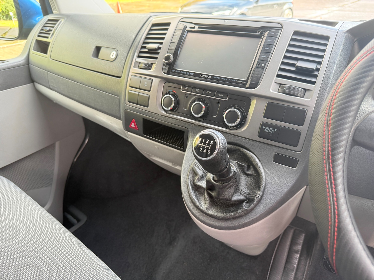 Used Volkswagen Transporter Shuttle 2012 for sale - 76446117: Photo 22