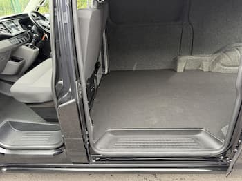 Used Volkswagen Transporter 2021 for sale - 79747856: Photo