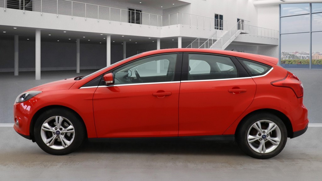 Used Ford Focus 2013 for sale - 76369281: Photo 3