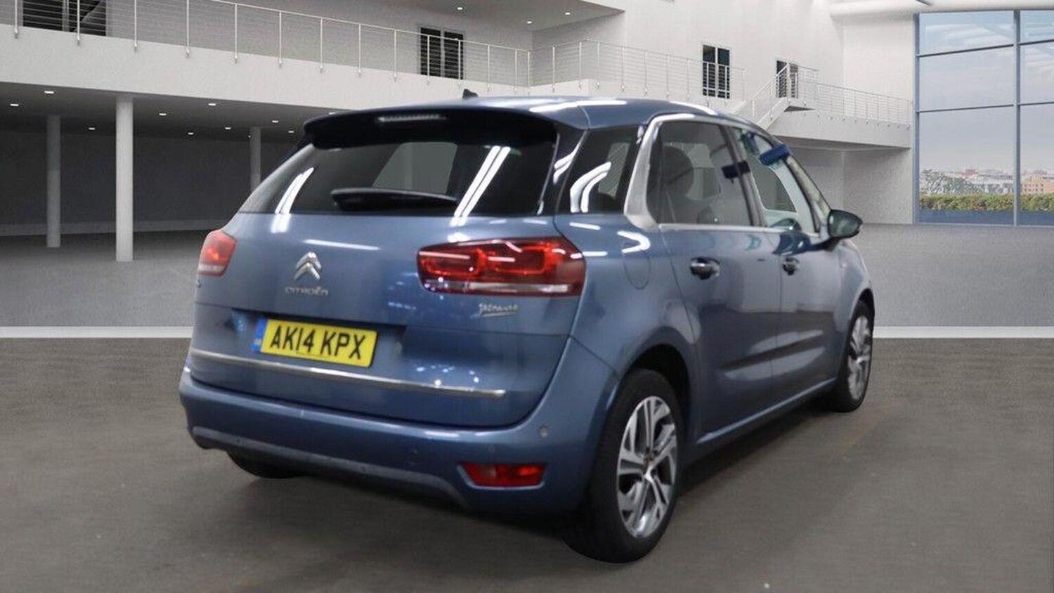 Used Citroen C4 Picasso 2014 for sale - 76198549: Photo 4