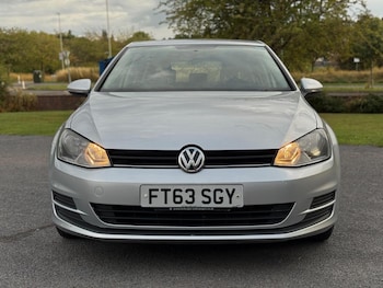 Used Volkswagen Golf 2014 for sale - 76334748: Photo