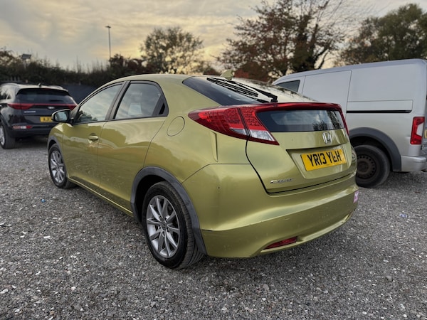 Used Honda Civic 2013 for sale - 76242908: Photo 5